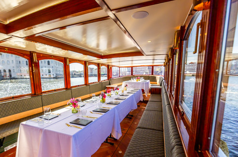 Salonboot Lotus